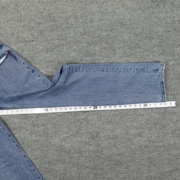 Levis 501 Mens Jeans 34x34 Blue Original Fit Straight Leg Button Fly Medium Wash - Picture 5 of 11